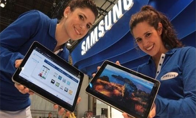 Samsung Galaxy Tab4 tablets <br>take on the iPad, Kindle & Nexus