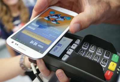 smartphone mobile payment visa