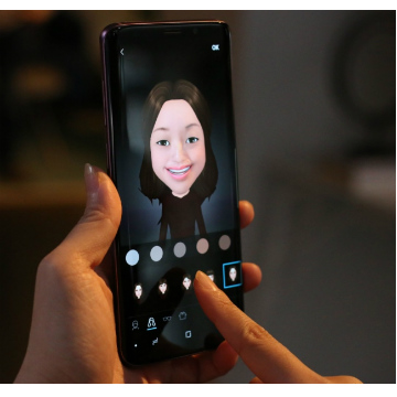 Galaxy S9 AR emoji Engadget