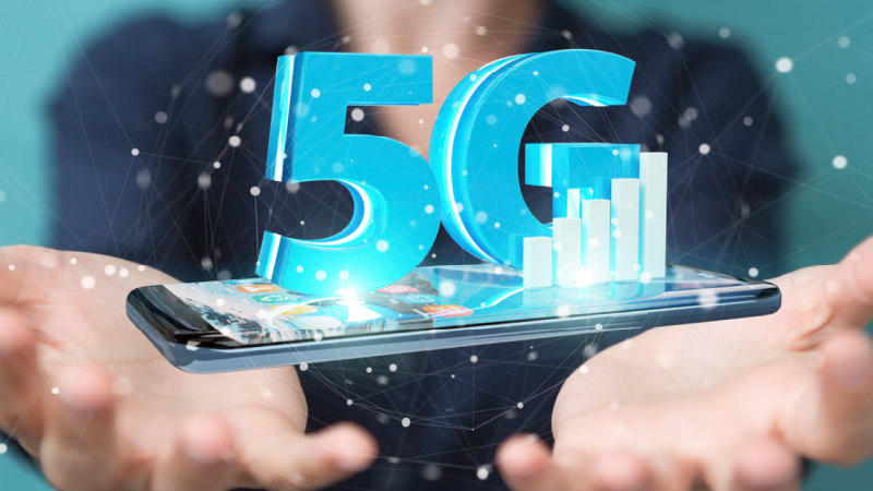 The UK’s top 5G carriers and 5G phones so far